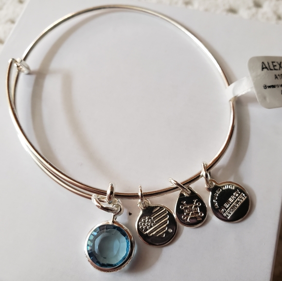 NWT Alex & Ani March Aquamarine charm bangle - Picture 1 of 1